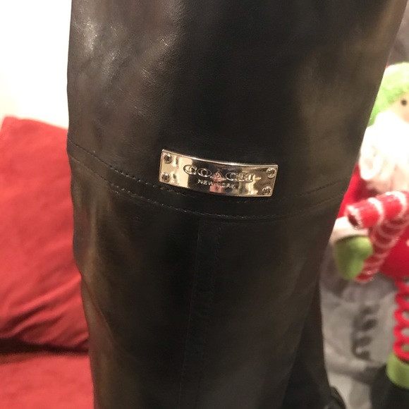 Luxury authentic Coach boots! - Picture 6 of 8